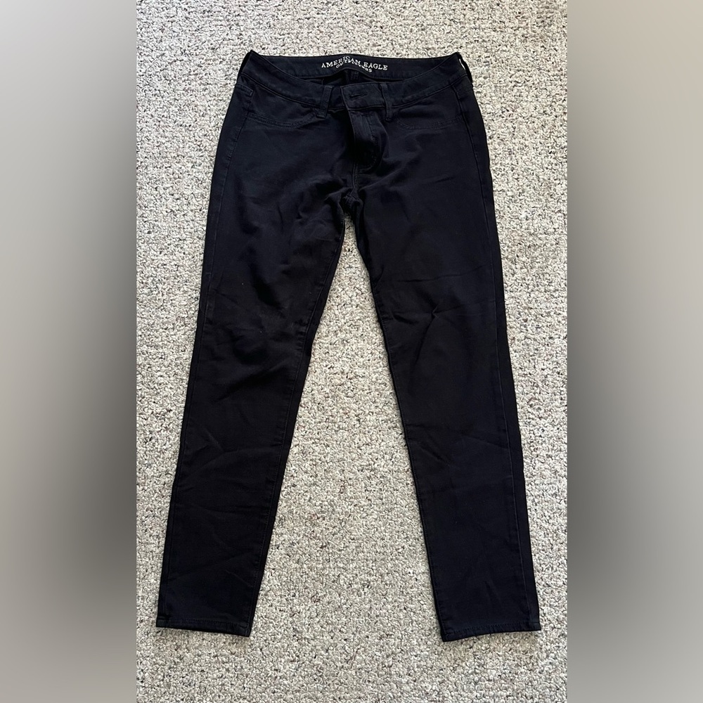 American Eagle Women Black Color Jeggings - Super Stretch